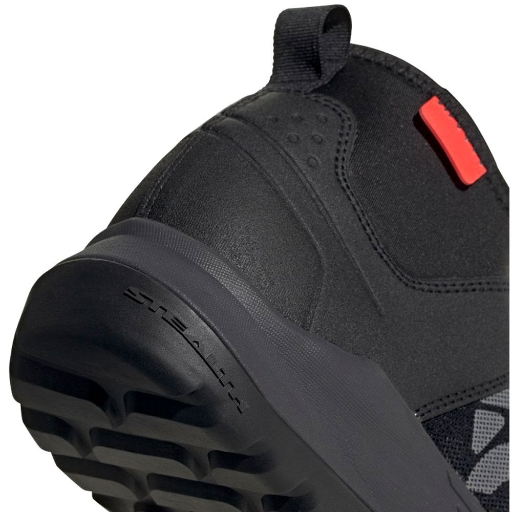 Trailcross XT Flat MTB Shoes (Core Black/Grey Four/Solar Red)