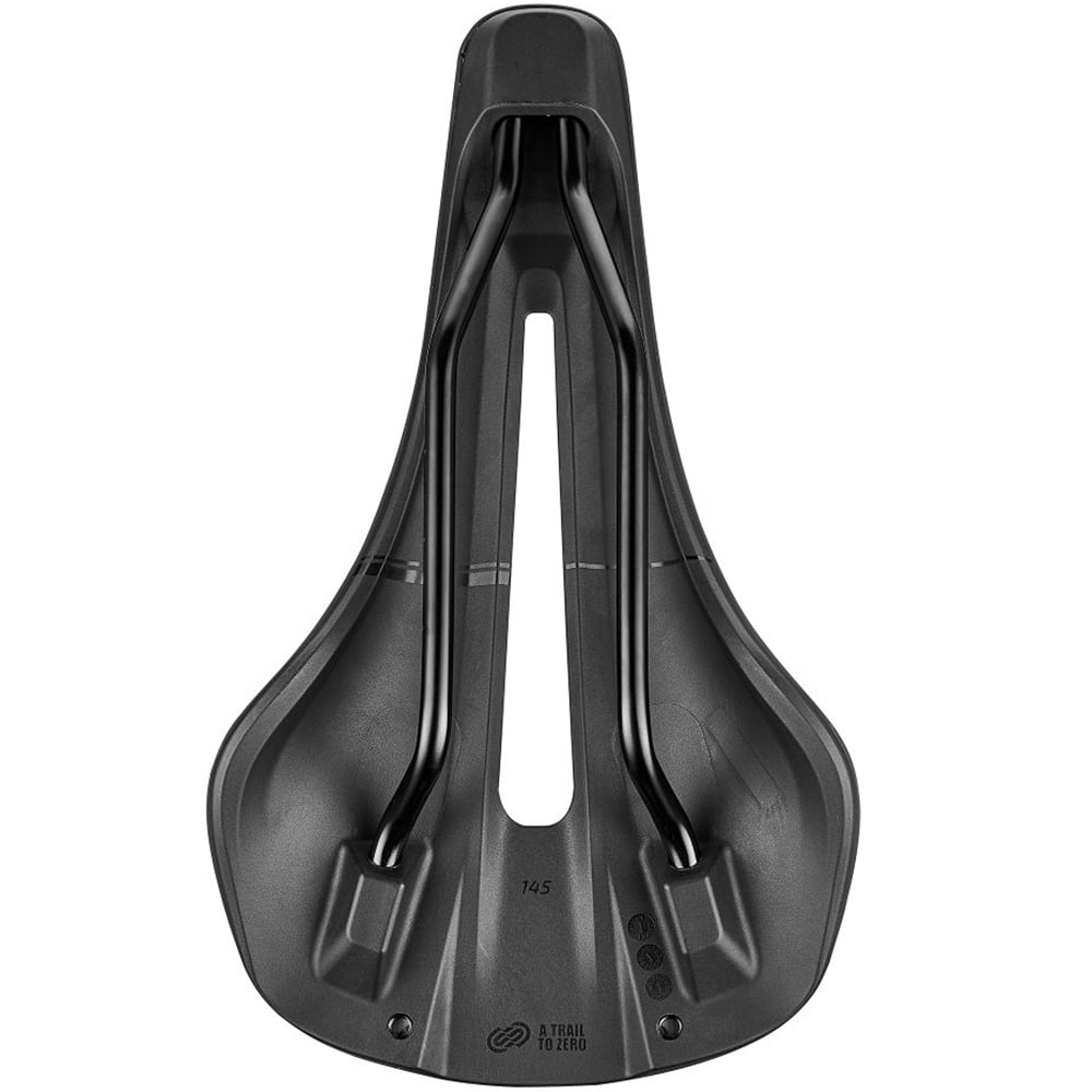 Grit Saddle