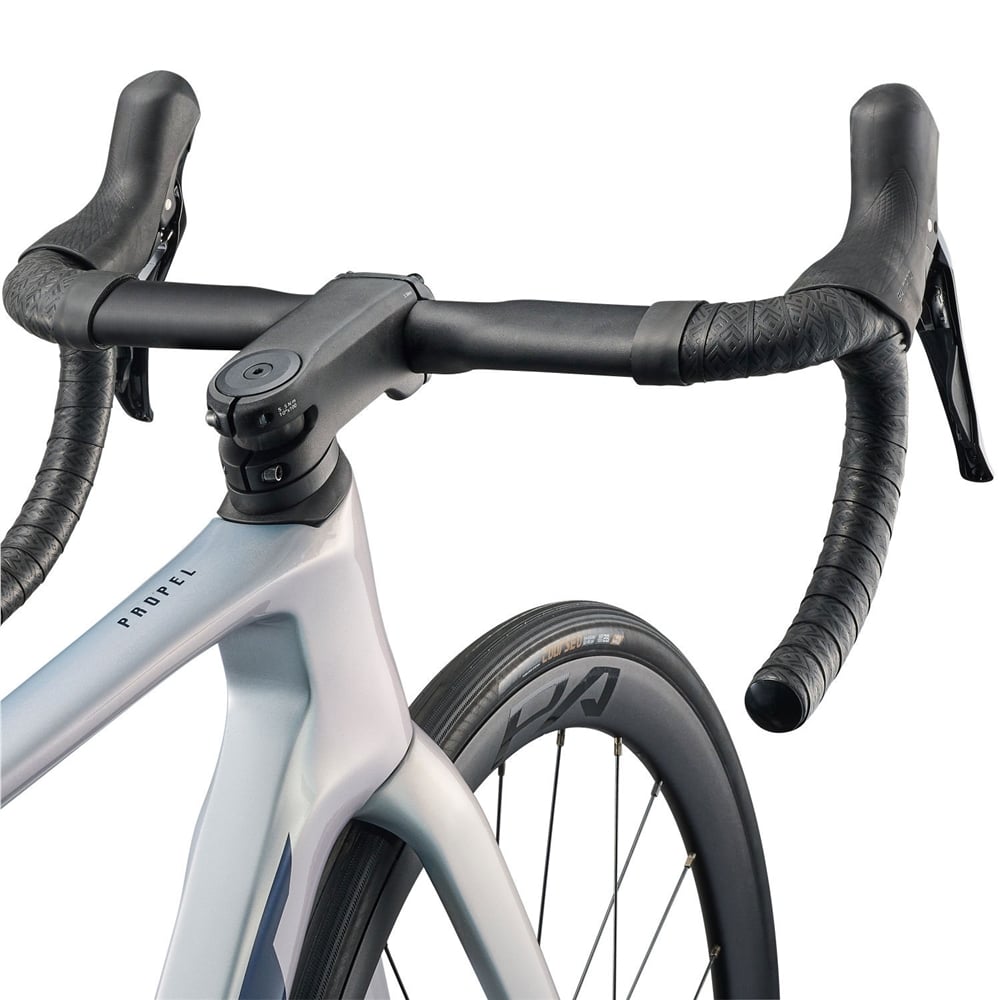 Propel Advanced 2 Road Bike - Supernova (2026)