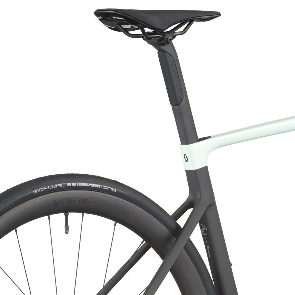 Addict RC 30 Road Bike - Frozen Green/Carbon Black (2026)