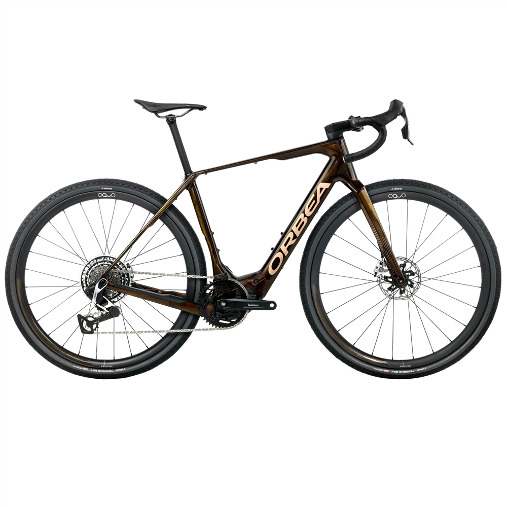 Denna M11e Electric Gravel Bike - Caramel Carbon View/Metallic Gold (2026)