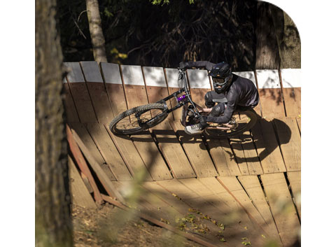 What To Wear At The MTB Bike Park