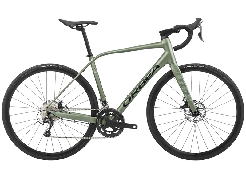 Avant H40 - 2024