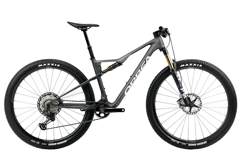 Oiz M10 XTR - 2025