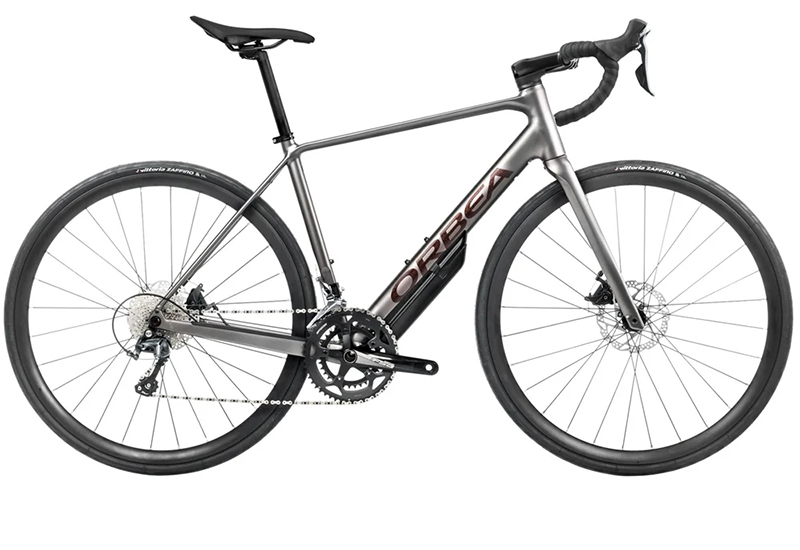 Avant H40 - 2025