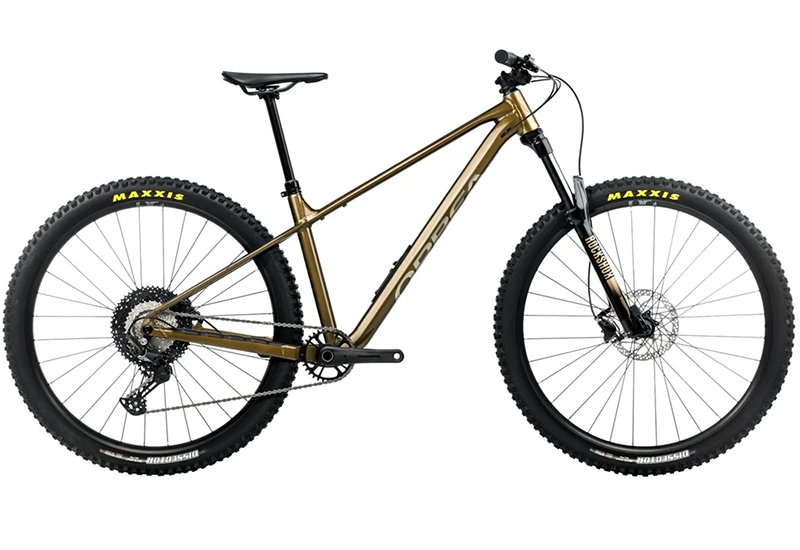 Laufey H30 - 2025