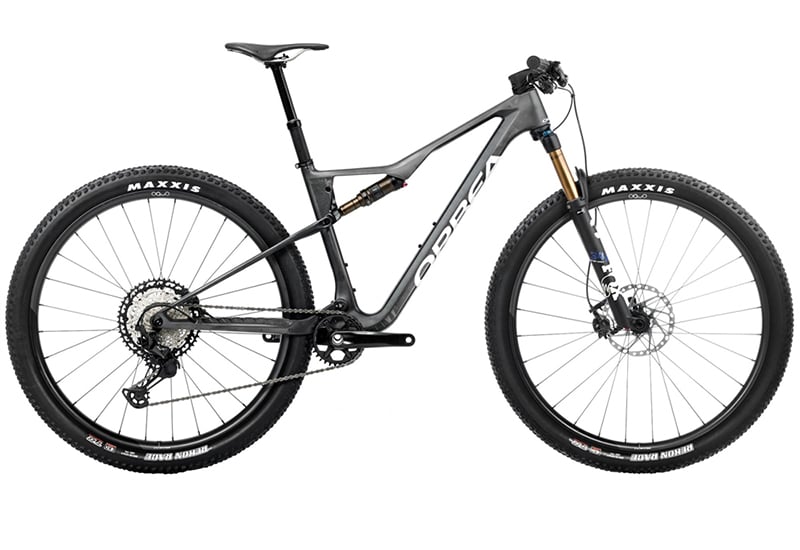 Oiz M10 - 2025